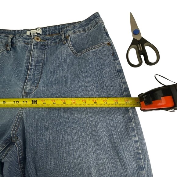 Coldwater Creek Women's Blue Denim Crop Jeans 14 Straight Leg Casual Mid Rise - Picture 9 of 9